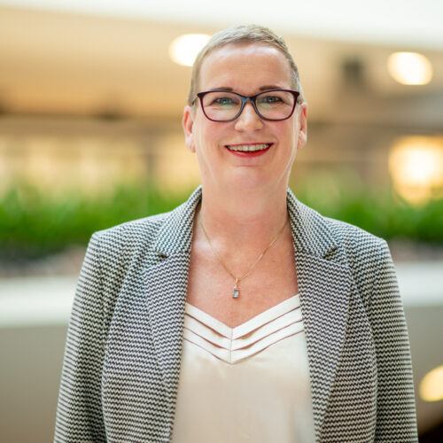 employee photo - johanna
